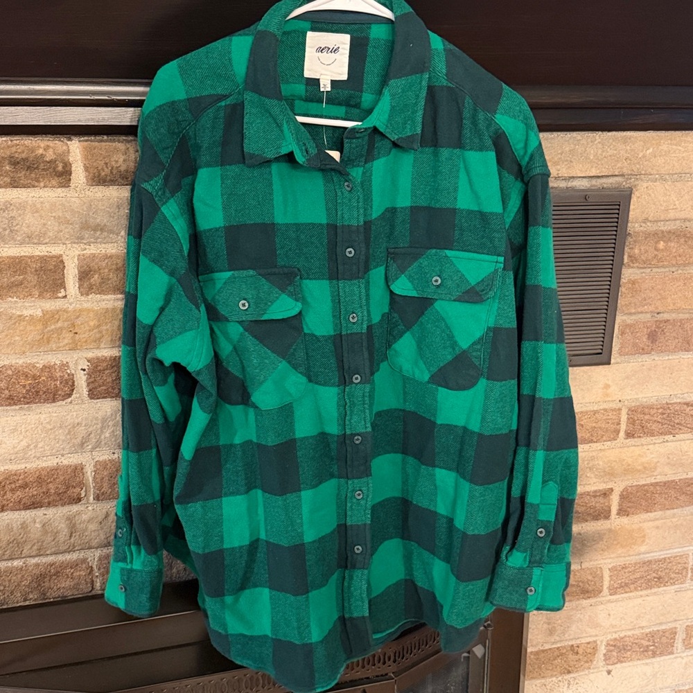aerie Green and Black Plaid women button up - very thick NWT - Picture 2 of 5